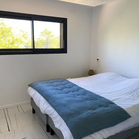 De 4 Chambres Avec Piscine Privee Jardin Clos Et Wifi A A 5 Km De La Plage