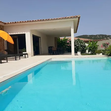 Elegante A Porto-vecchio Avec Piscine Privee